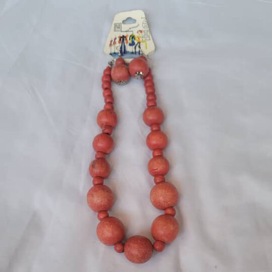 Red Bricks Colored Bead Necklace