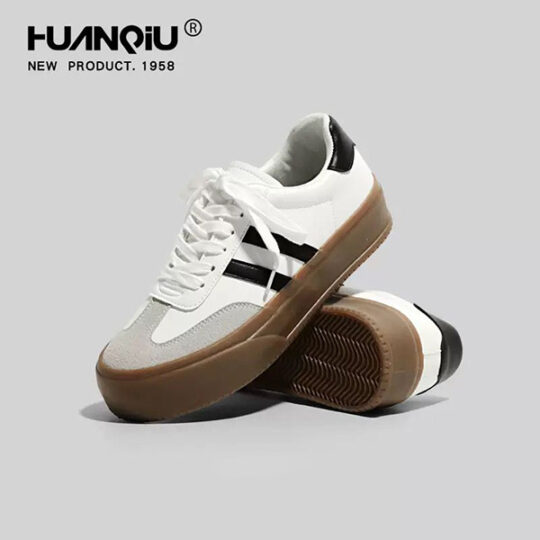 Huanqiu Heritage White & Black Stripe Sneaker